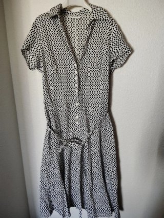 Vestido estampado lunares blanco y negro