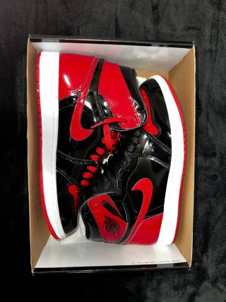 Nike Air Jordan 1 Retro High OG Bred Patent