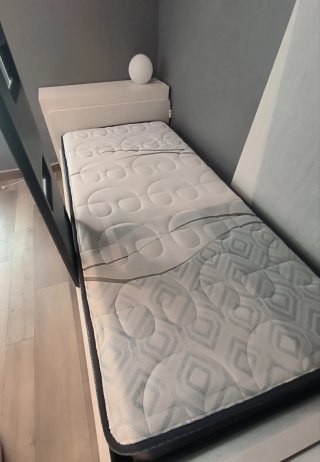 Habitación juvenil camas tipo tren con cajones