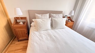 Conjunto LEKSVIK de IKEA en madera de pino macizo