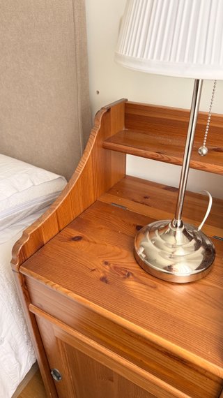 Conjunto LEKSVIK de IKEA en madera de pino macizo