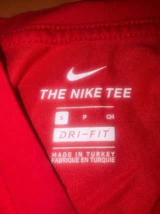 Camiseta Nike Roja Talla S