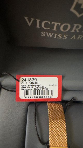 Reloj Victorinox Swiss Army Dorado/Blanco