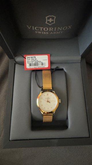 Reloj Victorinox Swiss Army Dorado/Blanco