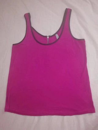 Camiseta de tirantes Stradivarius Talla L