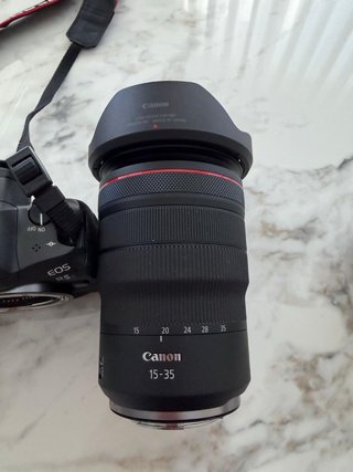Cámara Canon EOS R5 + Objetivo y sus complementos