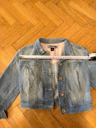 Cazadora vaquera Bershka azul Talla M