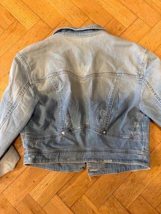 Cazadora vaquera Bershka azul Talla M