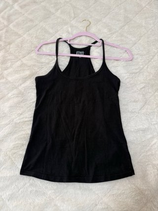 Camiseta tirantes Oysho negra