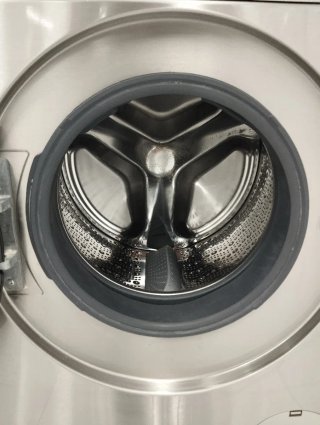 LAVADORA MARCA BALAY 9 Kg inox