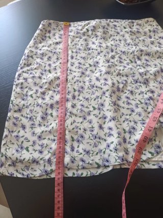 Falda floral Pull&Bear