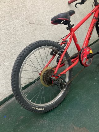 Bicicleta Infantil Roja Btwin niño niña