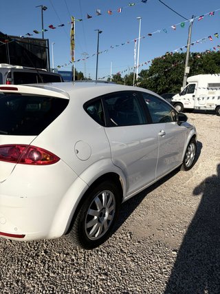 SEAT Leon 2010 STYLE