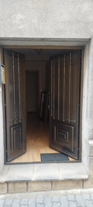 Puerta exterior aluminio con cristal