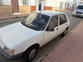 Peugeot 205 1996
