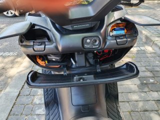 Suzuki Burgman 250 Inyección Negra