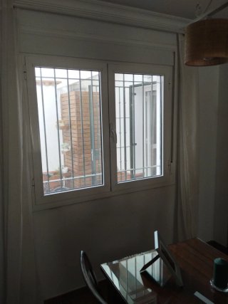 Ventana aluminio 2 hojas buen estado