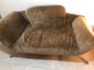 Chaise longue individuale di design. Si trasforma in letto.