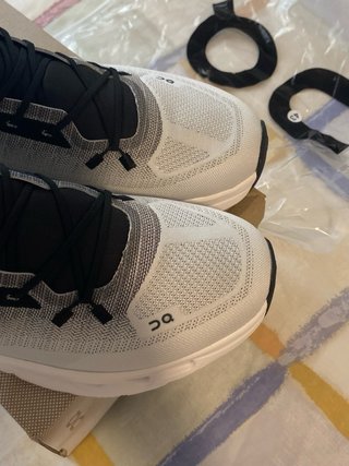 Zapatillas On Running Cloud Nuevas Talla 43
