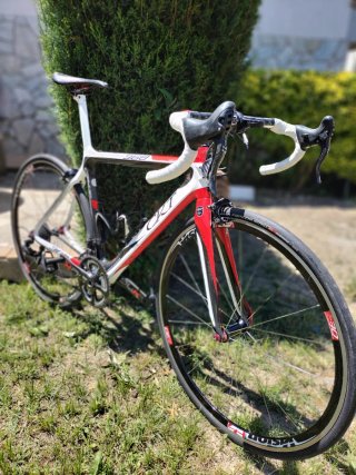 Bicicleta de carretera CKT 368
