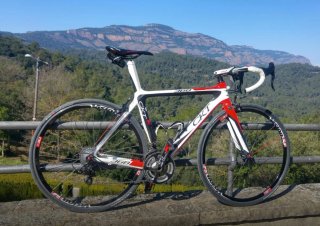 Bicicleta de carretera CKT 368