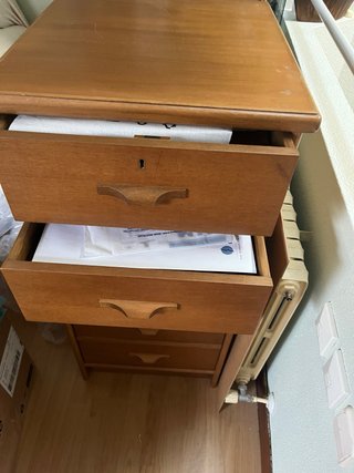 Mueble archivador de madera