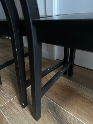 Sillas de comedor de madera negra Ikea (2 u)