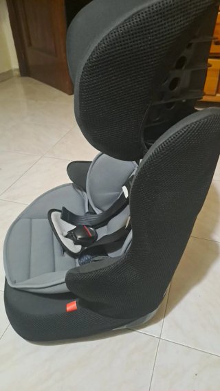 Silla de coche para bebé nueva