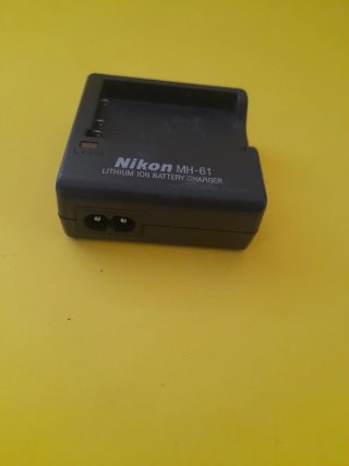 Cargador Nikon MH-61 Batería Ion Litio
