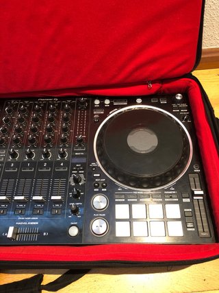 Pioneer DDJ 1000SRT con caja original