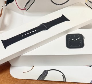 Apple Watch Series 5 44mm Negro