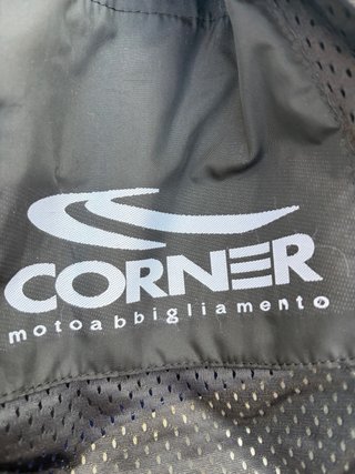 Mono 2 piezas Corner Talla 52 o M (mido 1.72cms)