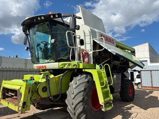 Cosechadora Claas 760 Montana 4x4