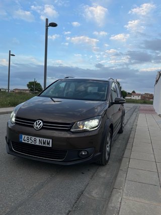 Volkswagen Touran 2011