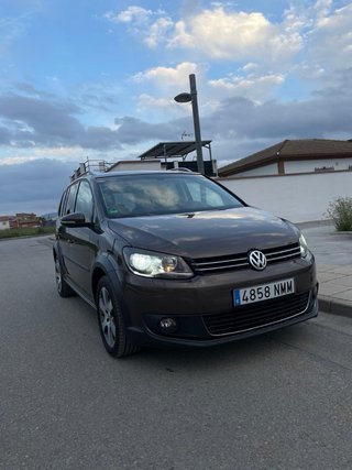 Volkswagen Touran 2011