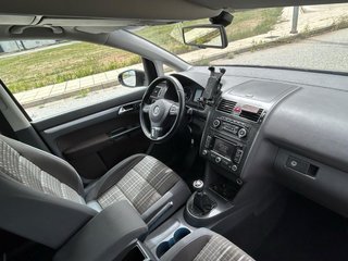 Volkswagen Touran 2011