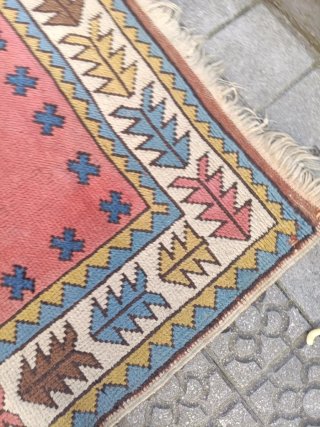 Alfombra de lana multicolor