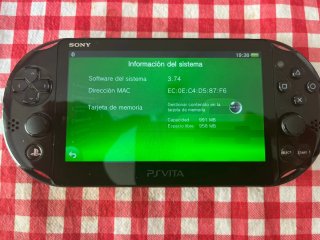 PS Vita OLED + juegos + accesorios