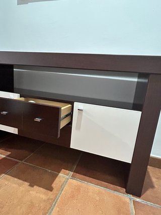 Mueble recibidor con espejo