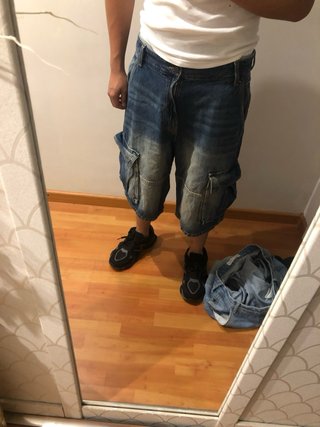 Shorts de mezclilla cargo