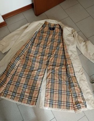 Gabardina Burberry Beige Clásica