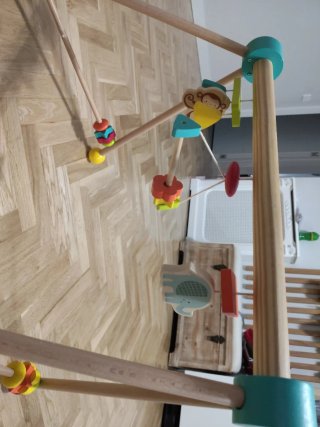 Juguete móvil de actividades infantil de madera