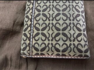 Cartera Loewe Monogram Marrón Auténtica