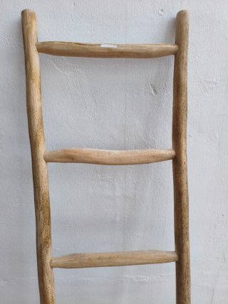 Scala Decorativa in Legno Rustico