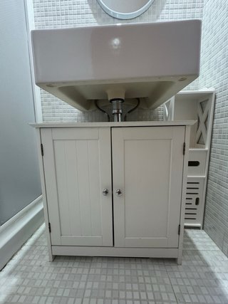 Mueble de baño de madera blanco