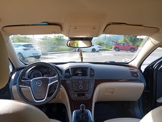 Opel Insignia · Cuero · Impecable Siempre revisado