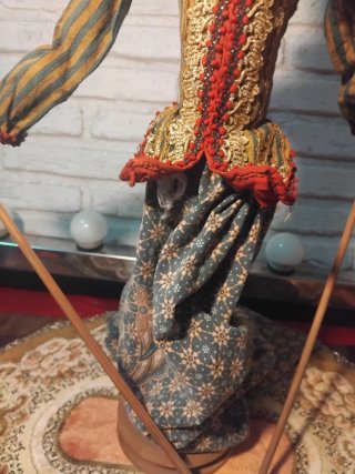 Marioneta tradicional de madera