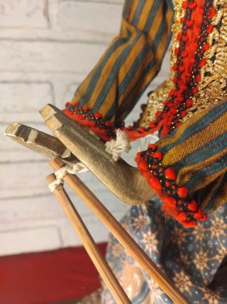 Marioneta tradicional de madera