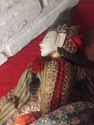 Marioneta tradicional de madera