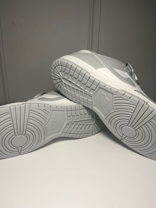 Nike Dunk Low Gris Blanco Talla 42